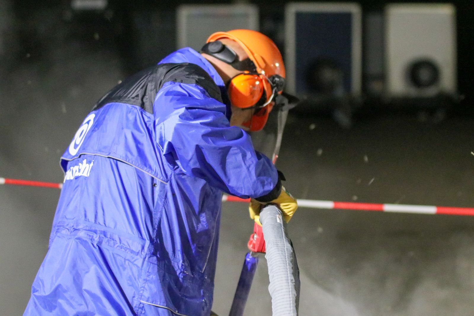 High-pressure water blasting